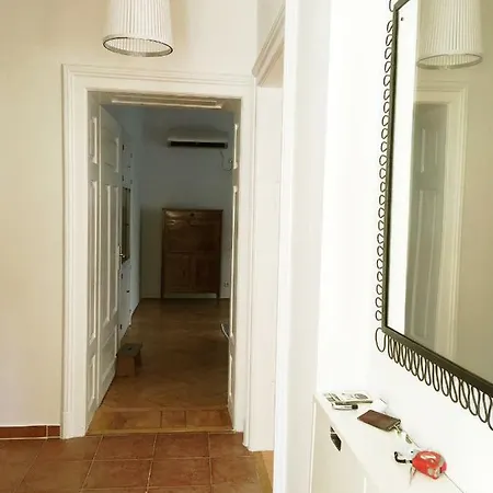 Apartman Laurel Center *