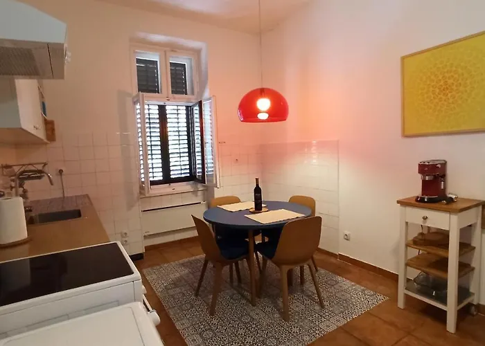 Laurel Center * 오파티아