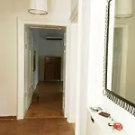 Apartman Laurel Center *